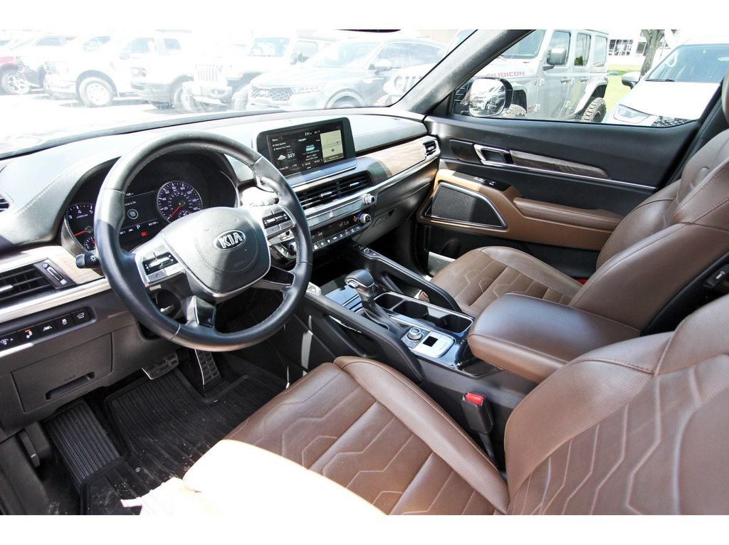Used 2020 Kia Telluride SX w/ SX Prestige Package AWD/4WD image 16