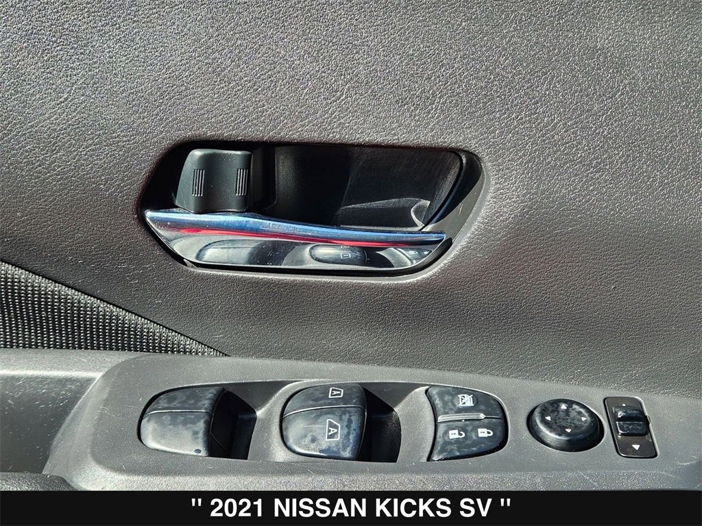 Used 2021 Nissan Kicks SV image 21