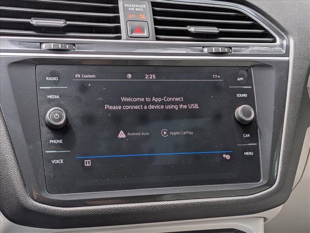 Used 2024 Volkswagen Tiguan SE R-Line AWD/4WD image 35