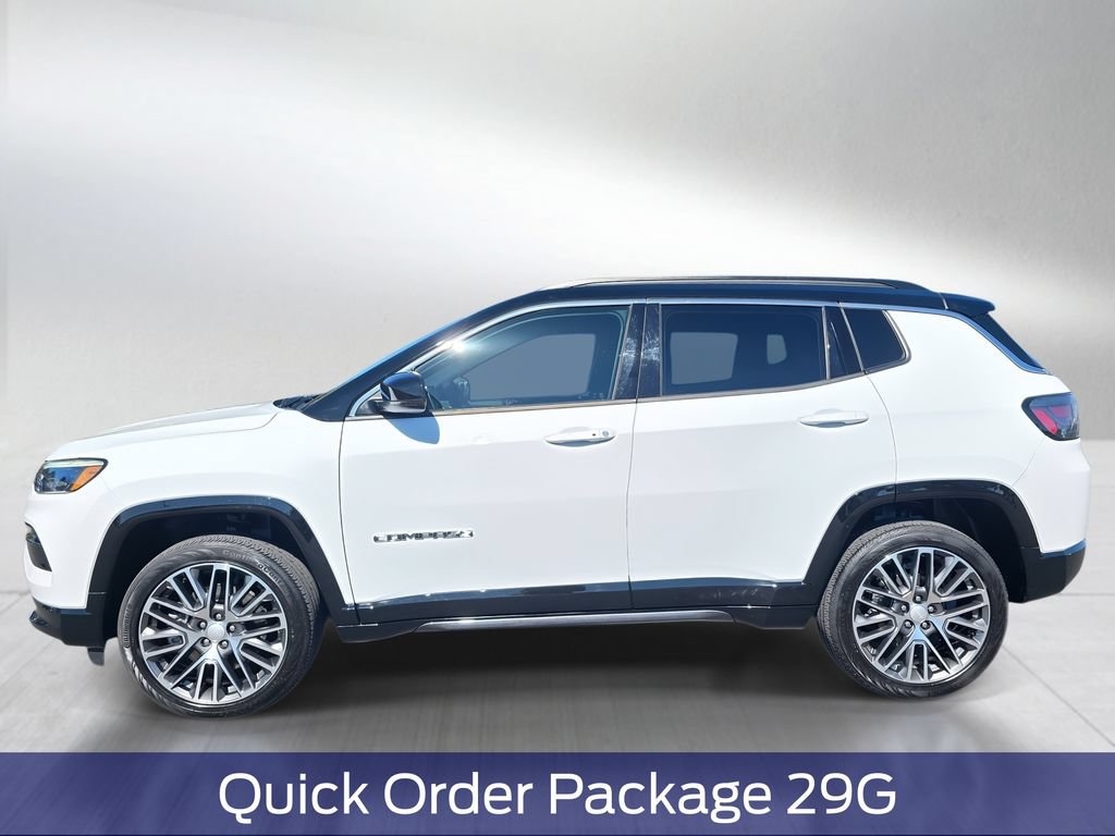 Used 2023 Jeep Compass Limited w/ Elite Group AWD/4WD image 3