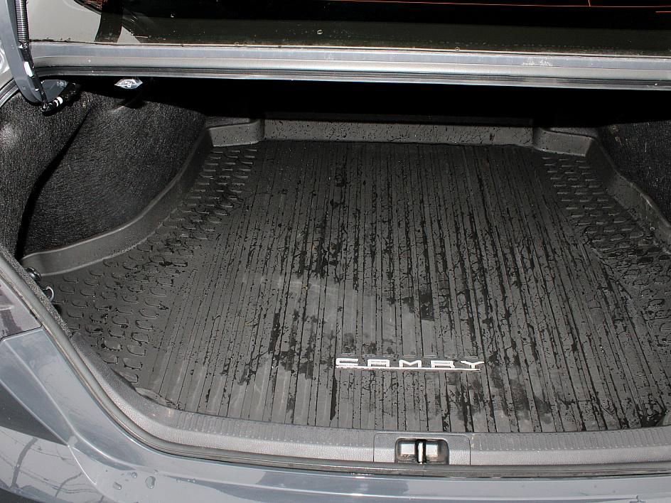 Used 2025 Toyota Camry SE image 28