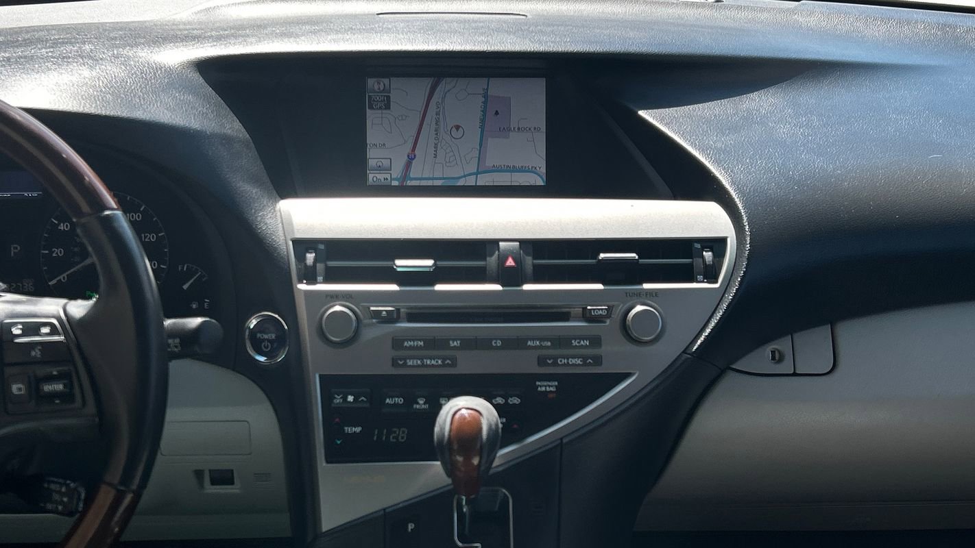 Used 2012 Lexus RX 450h AWD w/ Premium Pkg image 19