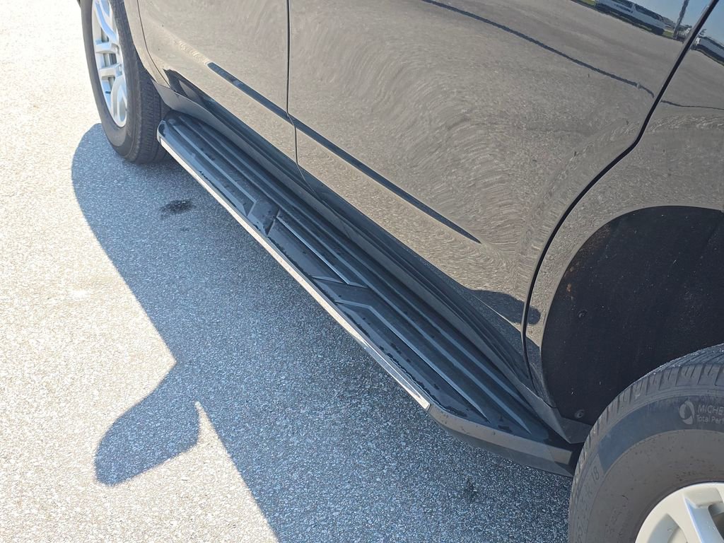 Used 2024 Chevrolet Tahoe LT image 11