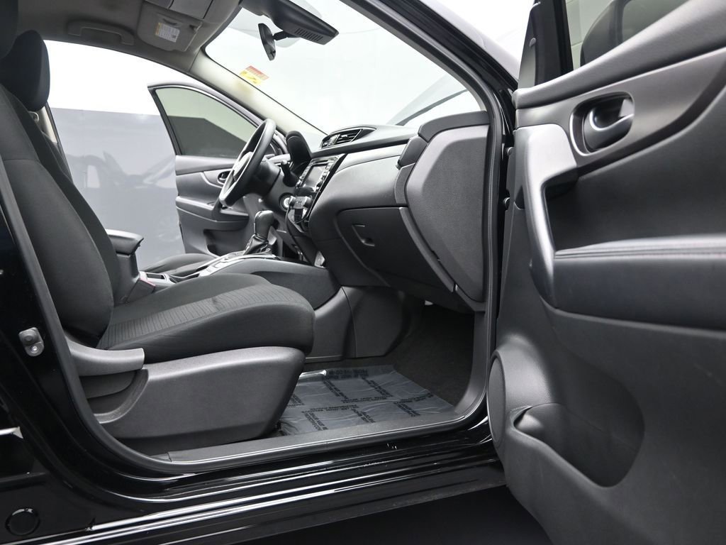 Used 2021 Nissan Rogue Sport S FWD image 16