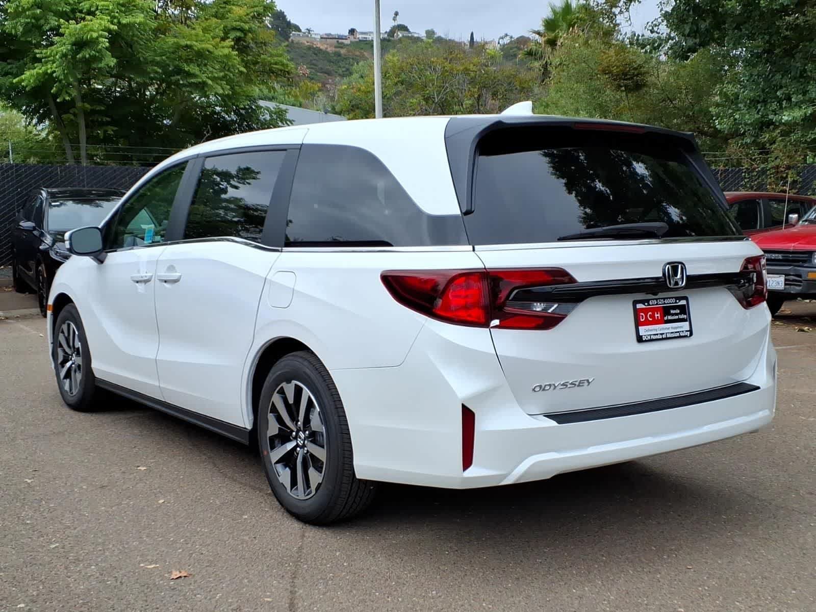New 2026 Honda Odyssey EX-L image 7