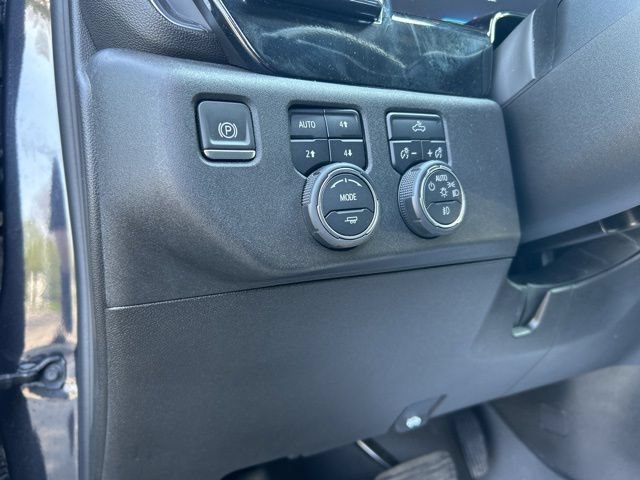 Used 2023 Chevrolet Silverado 1500 RST w/ Convenience Package II AWD/4WD image 14