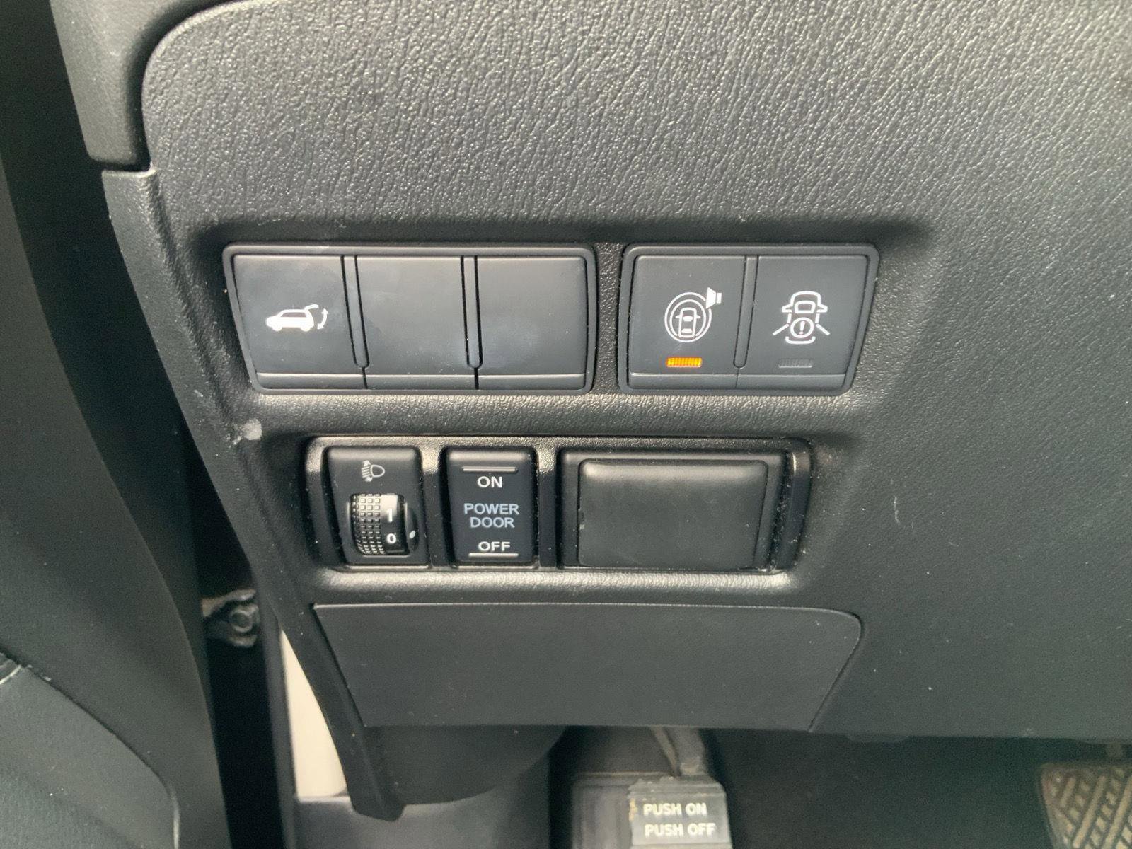 Used 2019 Nissan Armada SL w/ Premium Package image 36