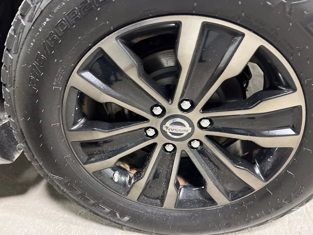 Used 2019 Nissan Armada Platinum w/ Captain's Chairs Package RWD image 43