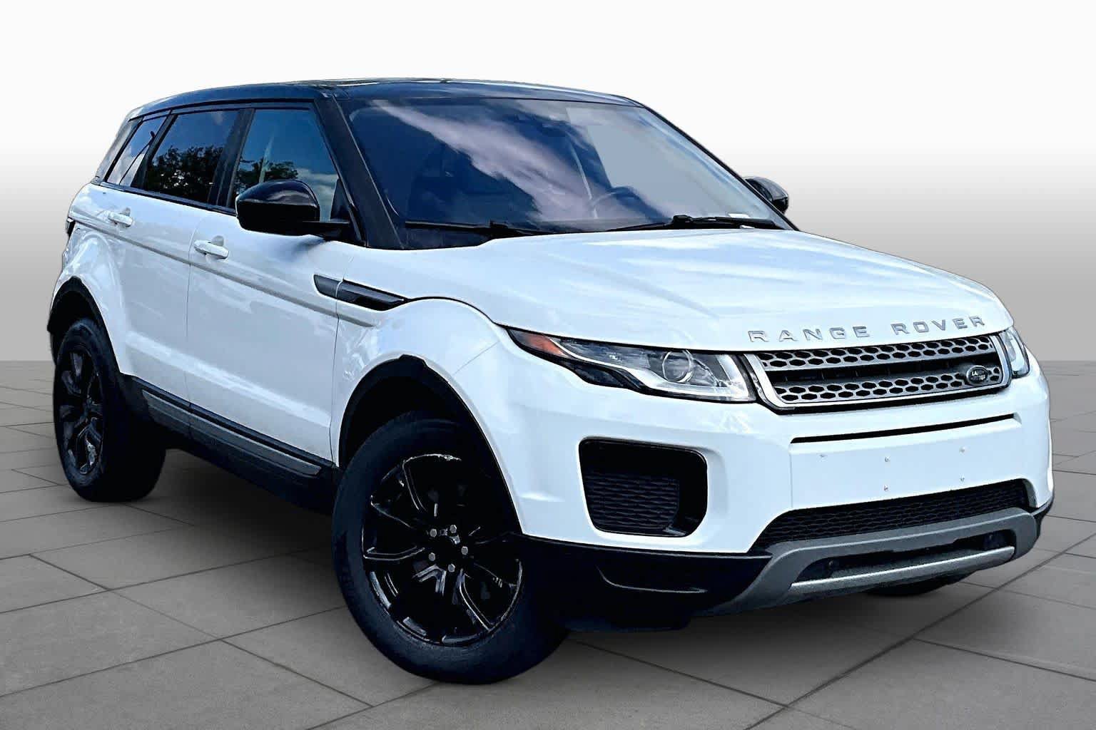 Used 2018 Land Rover Range Rover Evoque SE AWD/4WD image 3