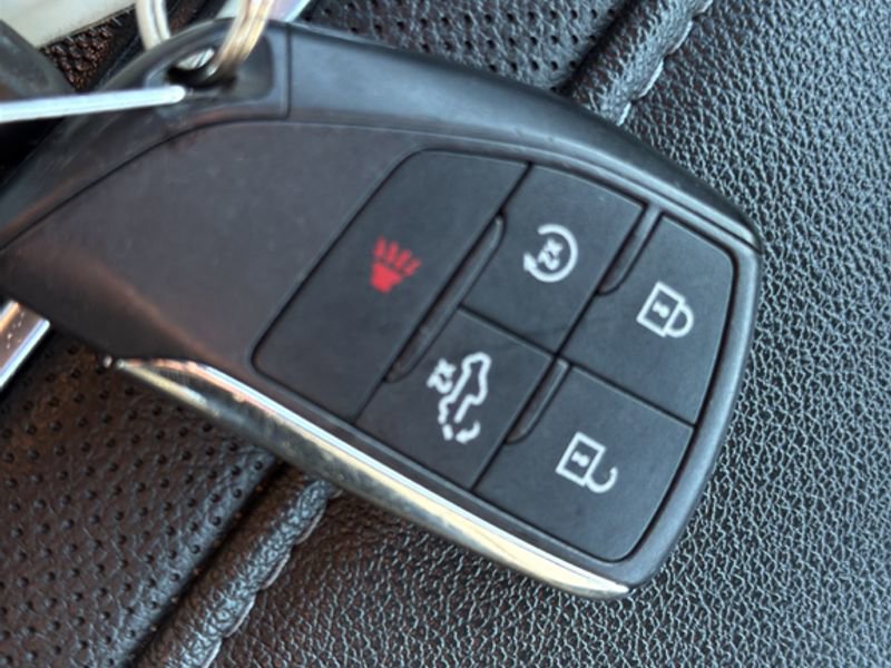 Used 2022 Chevrolet Silverado 1500 LTZ w/ LTZ Premium Package image 37