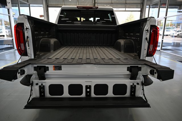 New 2026 GMC Sierra 1500 AT4 w/ AT4 Premium Package image 9