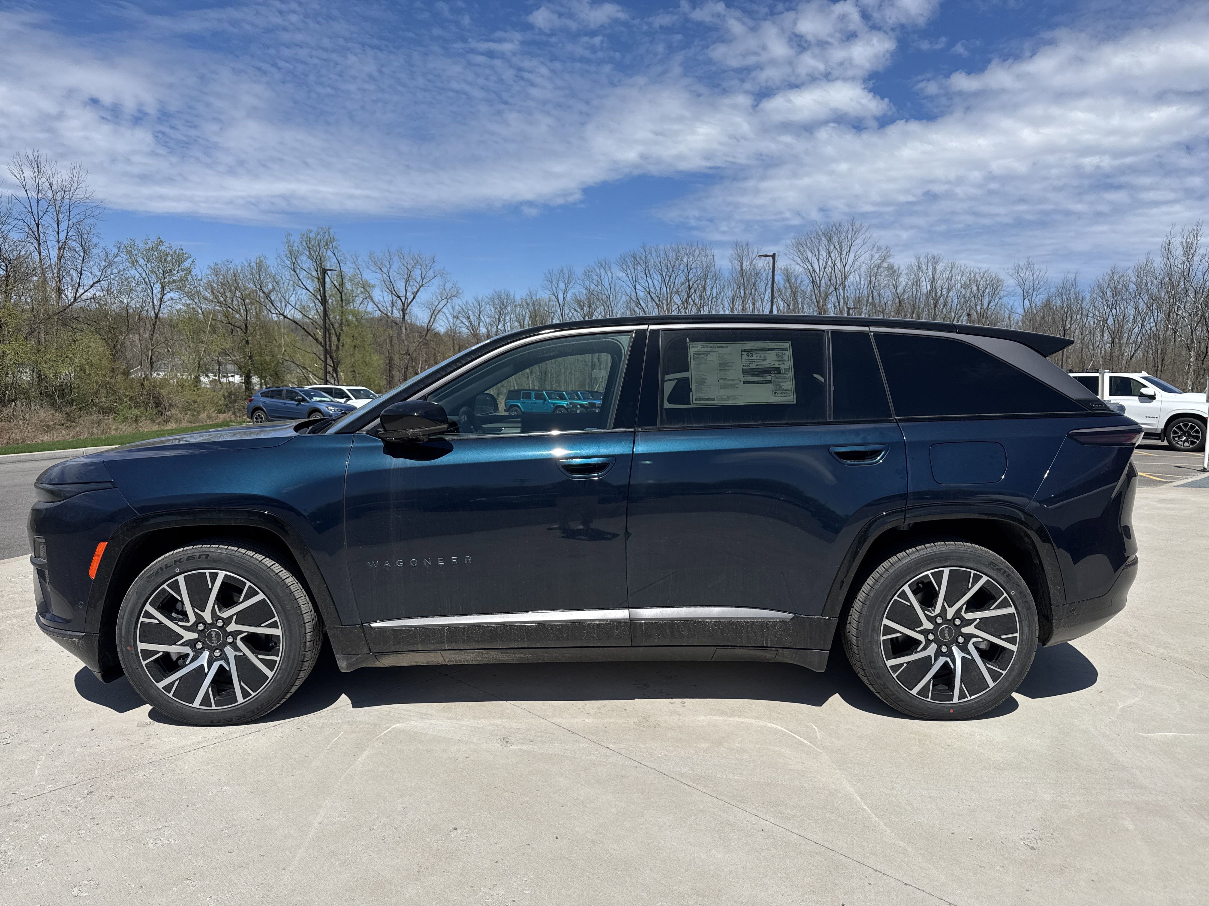 New 2025 Jeep Wagoneer Limited image 1