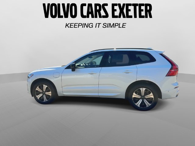 Certified 2025 Volvo XC60 T8 Plus w/ Protection Package Premier AWD/4WD image 8