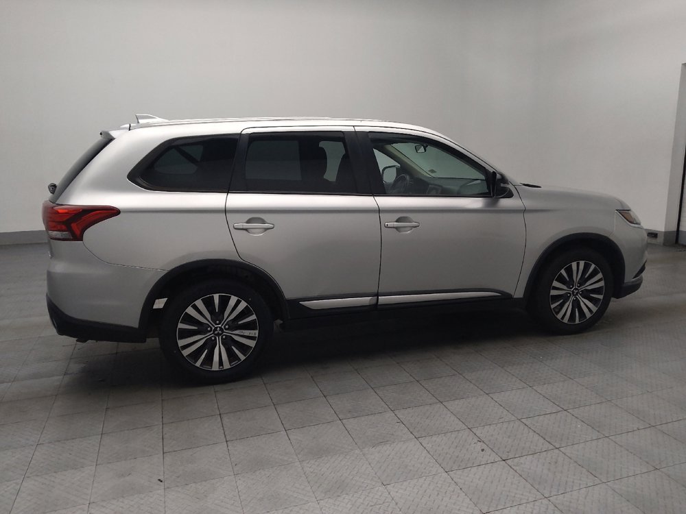 Used 2019 Mitsubishi Outlander SE image 10