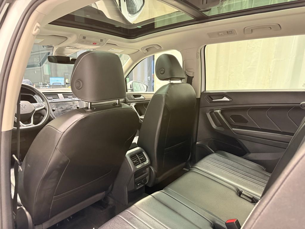 Used 2024 Volkswagen Tiguan SE image 24