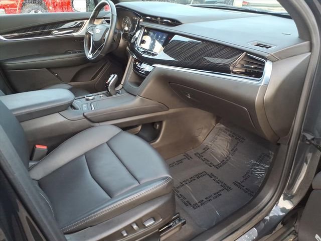 Certified 2023 Cadillac XT6 Premium Luxury w/ Technology Package image 24