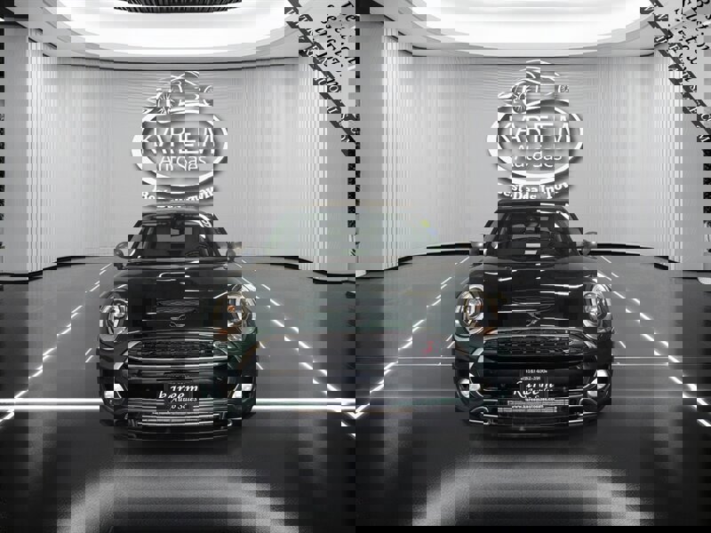 Used 2019 MINI Cooper Clubman S w/ Premium Package image 2