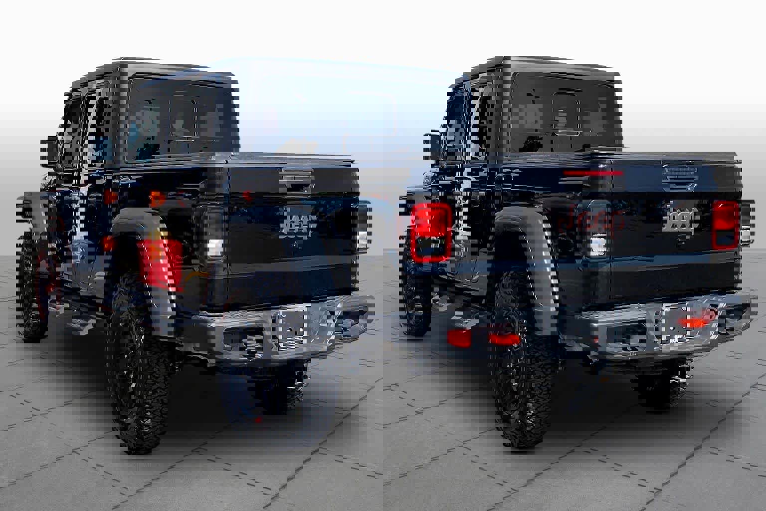 Used 2023 Jeep Gladiator Mojave w/ Trailer Tow Package image 12