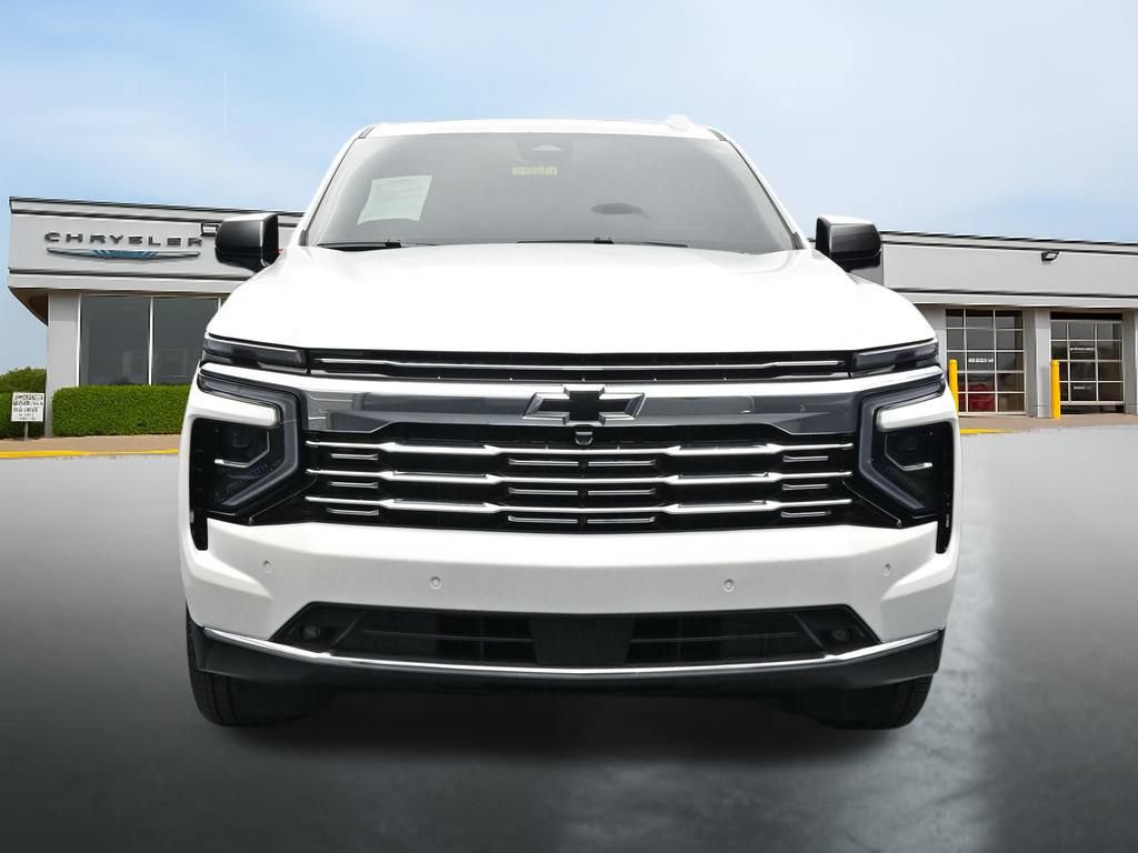 Used 2025 Chevrolet Tahoe Premier AWD/4WD image 8