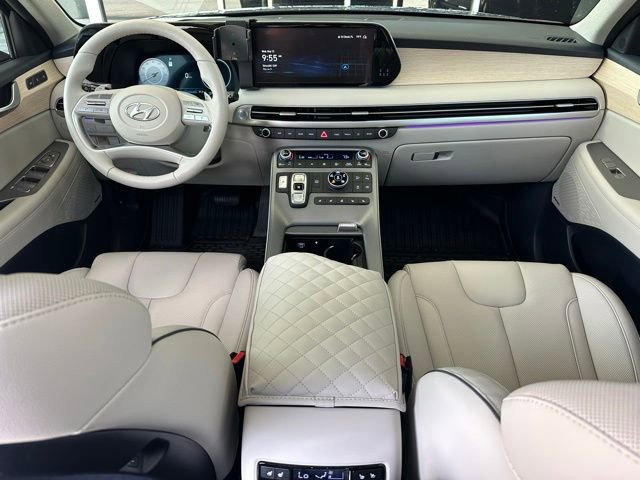 Used 2024 Hyundai Palisade Limited AWD/4WD image 10