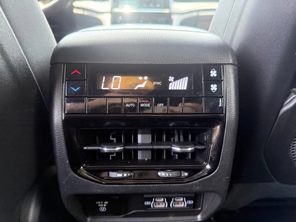 Certified 2024 Jeep Grand Cherokee L Altitude AWD/4WD image 42