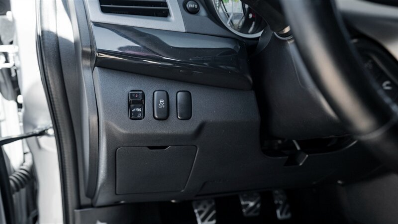 Used 2015 Mitsubishi Lancer Evolution GSR AWD/4WD image 28