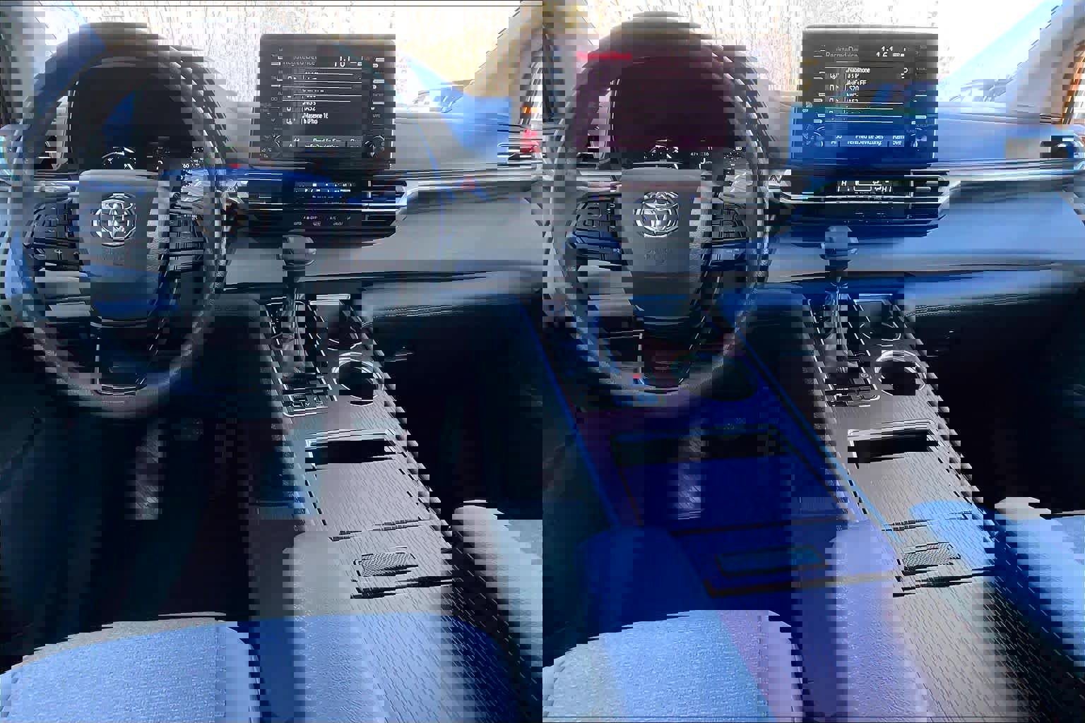 Certified 2024 Toyota Sienna LE image 14