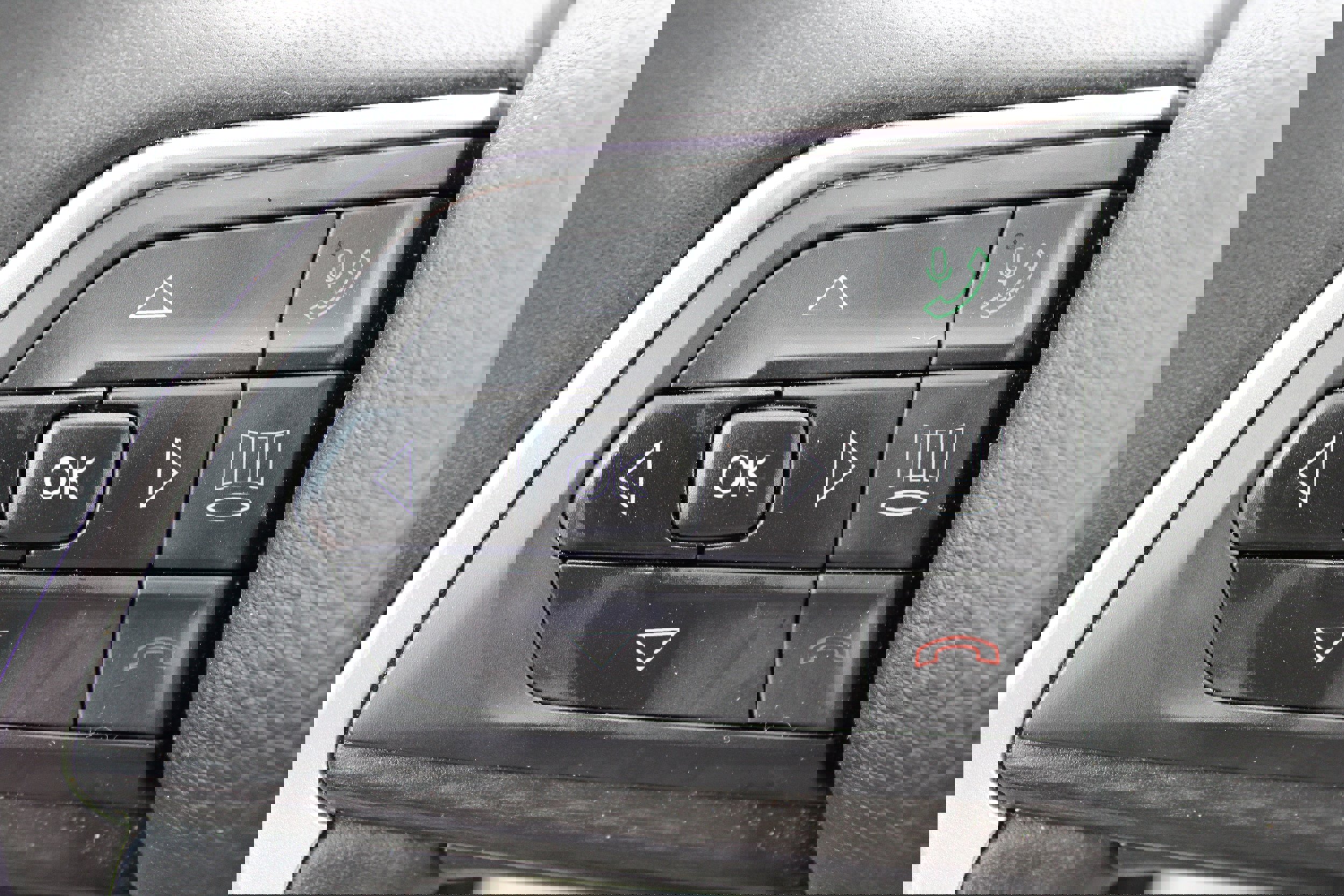 Used 2024 Jeep Grand Cherokee L Laredo image 19