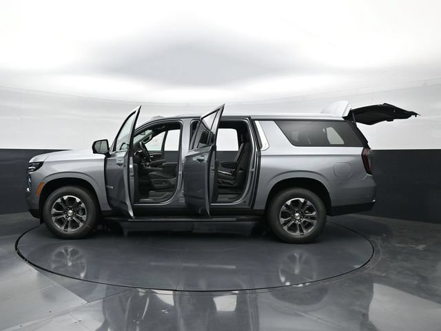 New 2026 Chevrolet Suburban LT w/ Comfort Package AWD/4WD image 59