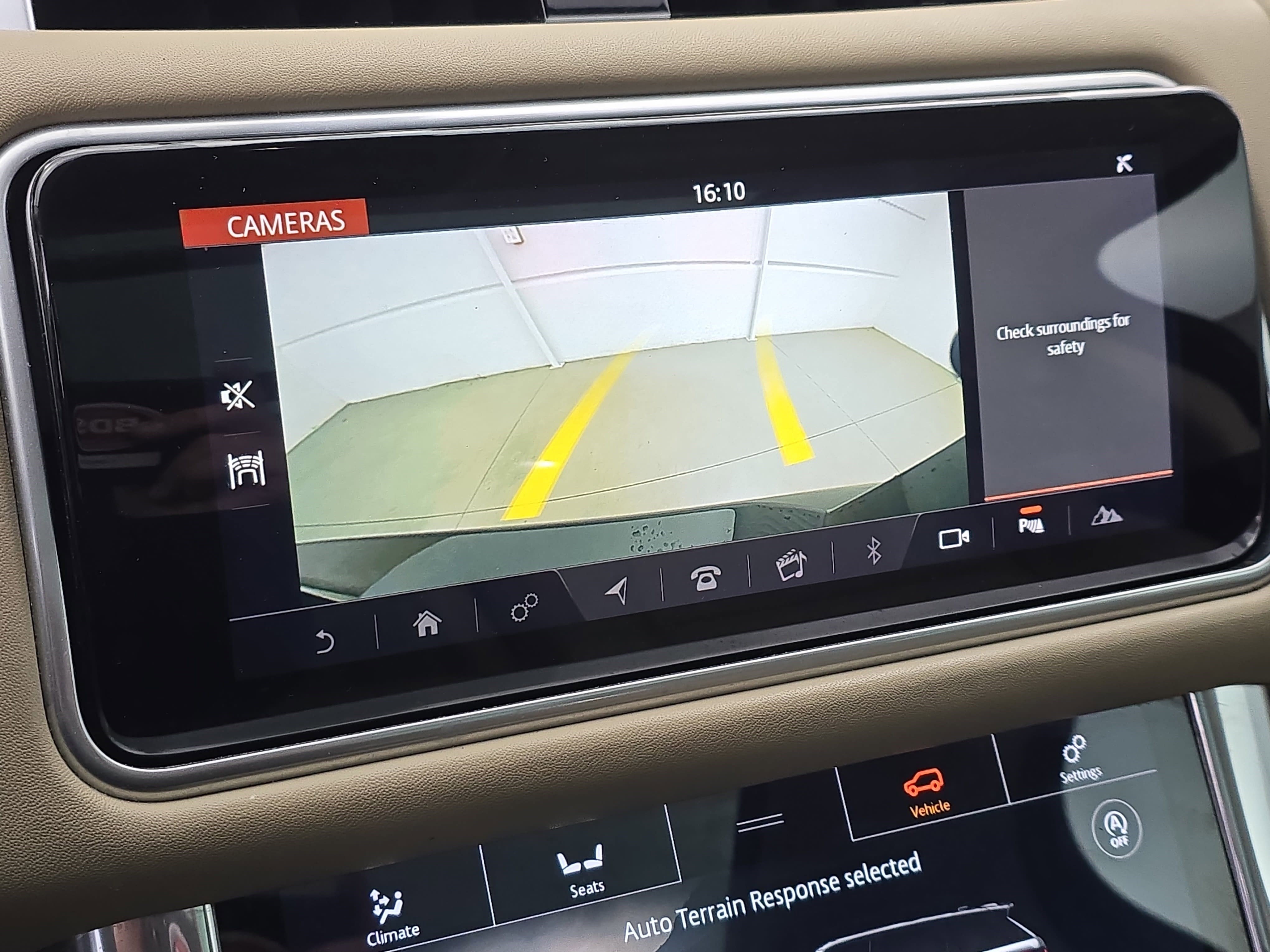 Used 2020 Land Rover Range Rover Sport HSE Dynamic image 22