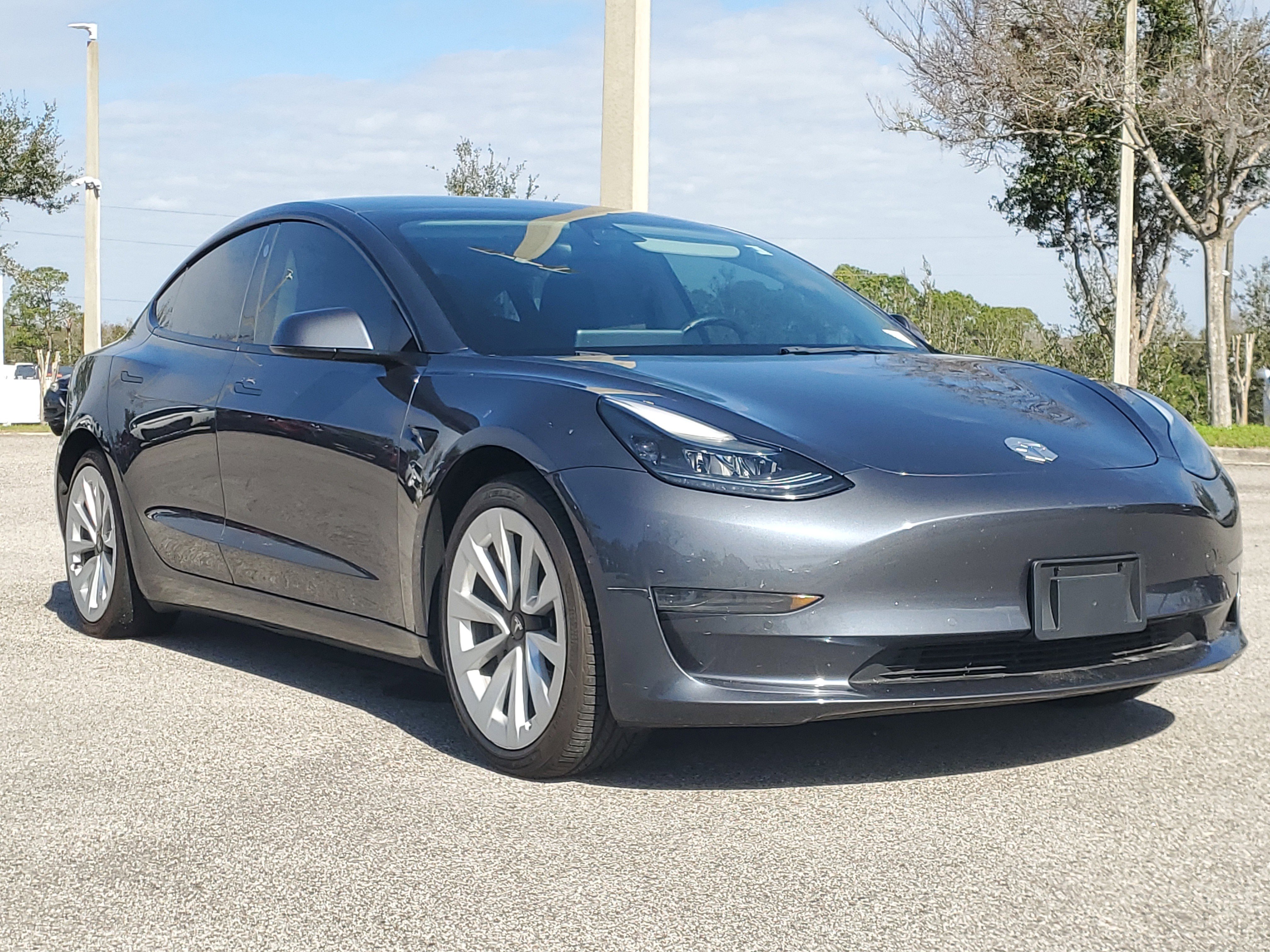 Used 2022 Tesla Model 3 image 3