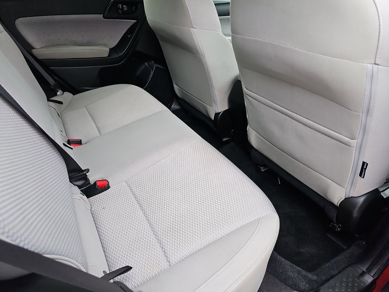 Used 2017 Subaru Forester 2.5i Premium w/ All-Weather Package AWD/4WD image 14