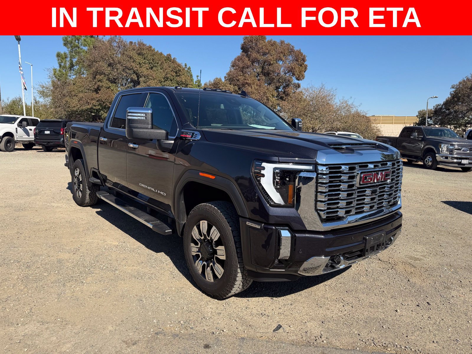 Used 2024 GMC Sierra 2500 Denali AWD/4WD image 7