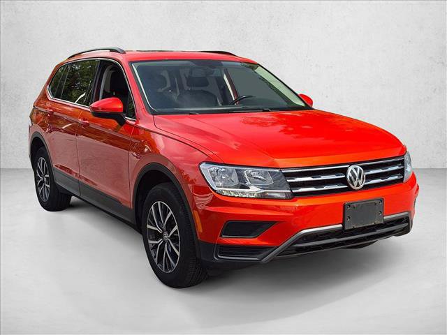 Used 2019 Volkswagen Tiguan SE w/ Panoramic Sunroof Package AWD/4WD image 3