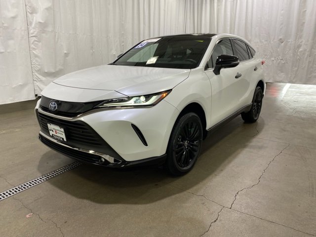 Certified 2024 Toyota Venza Nightshade image 6