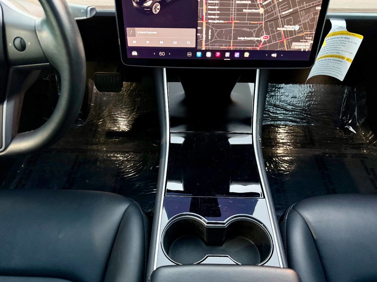 Used 2018 Tesla Model 3 Long Range RWD image 15