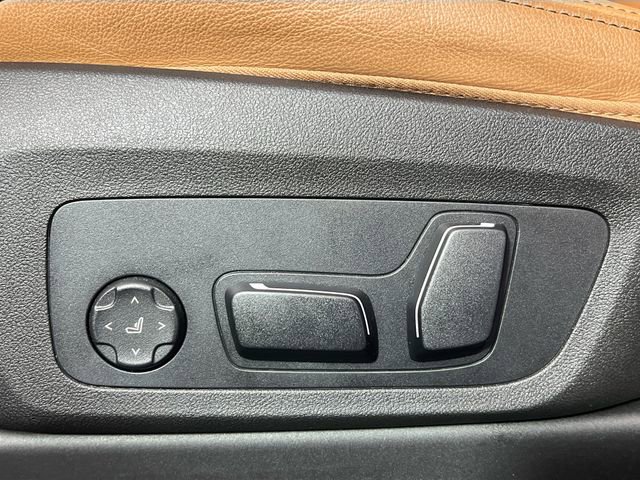 Used 2025 BMW X4 xDrive30i image 27