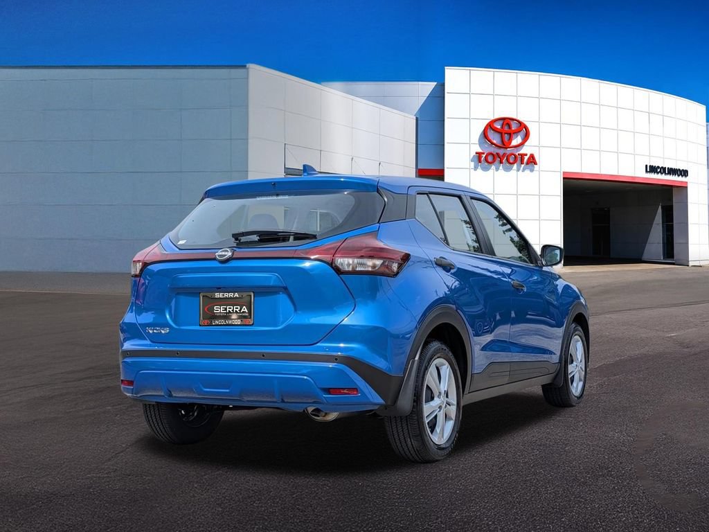 Used 2025 Nissan Kicks Play S FWD image 10