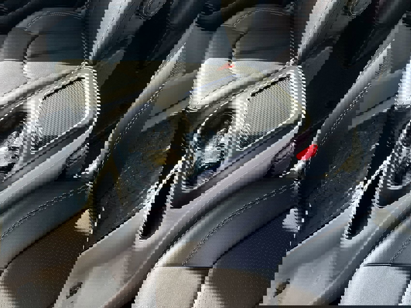 Used 2024 Chrysler Pacifica Touring-L image 20