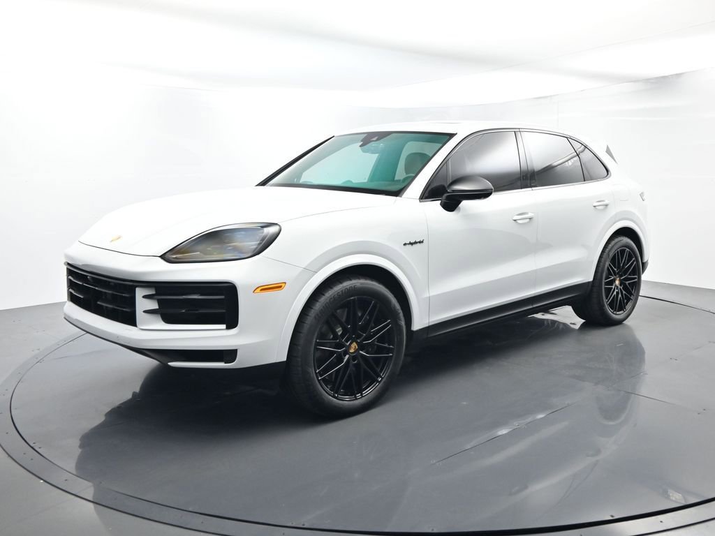 Certified 2024 Porsche Cayenne
