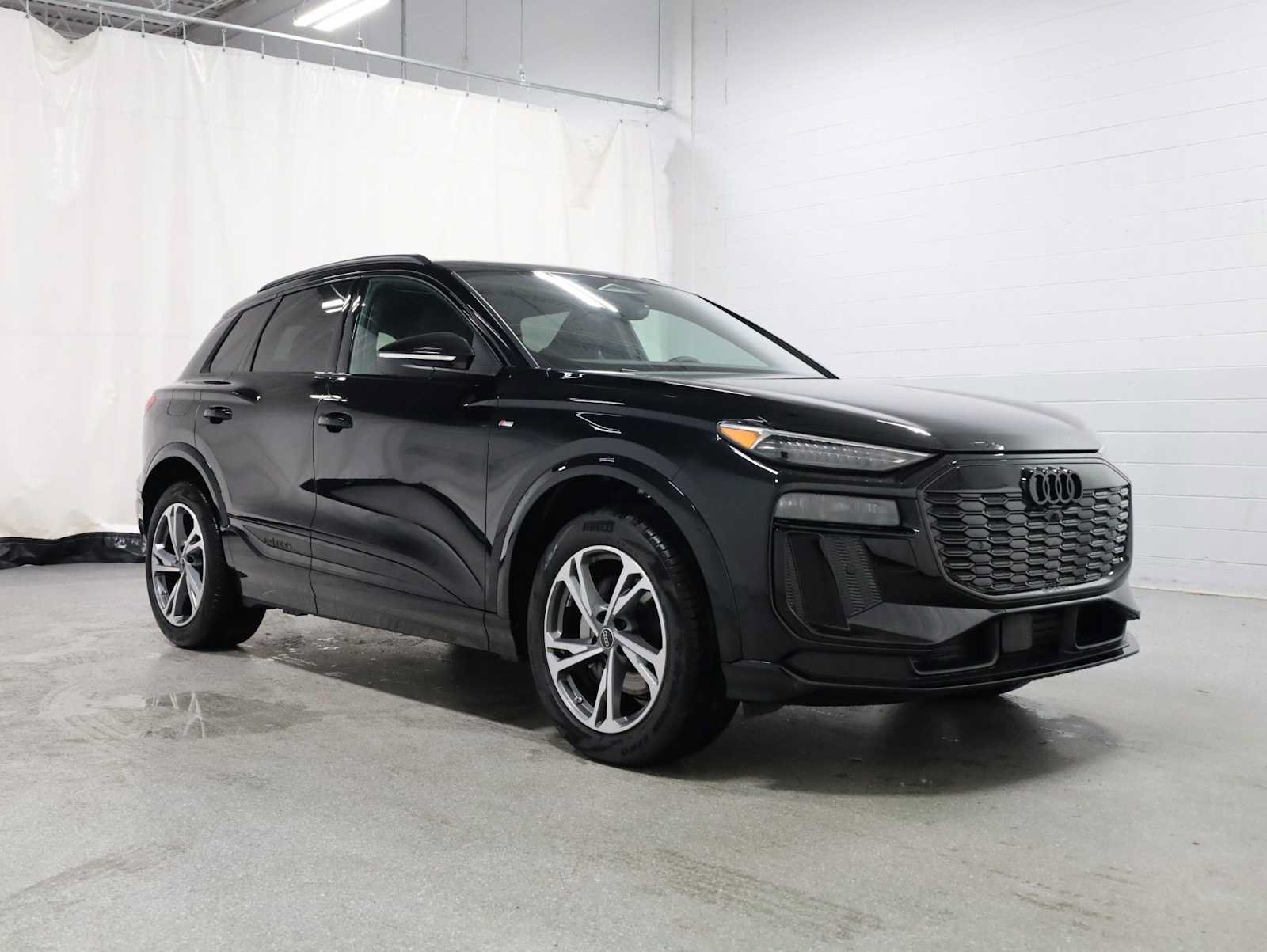 New 2027 Audi Q6 e-tron Premium Plus AWD/4WD image 13