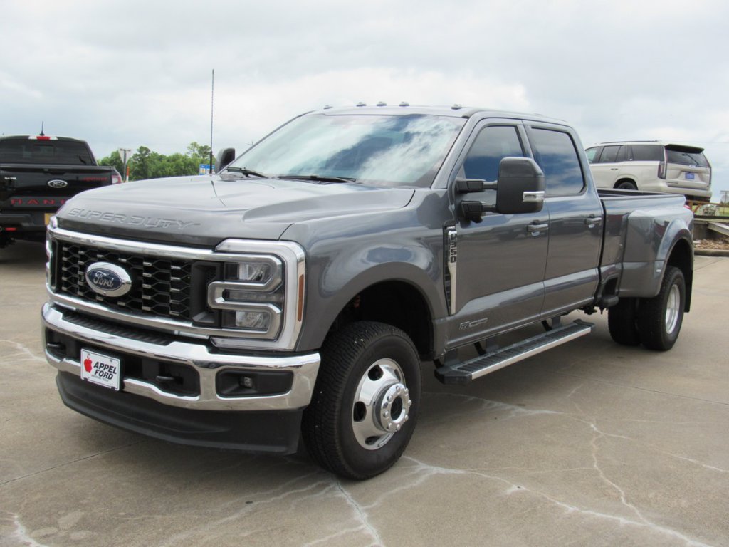New 2026 Ford F350 Lariat AWD/4WD image 2