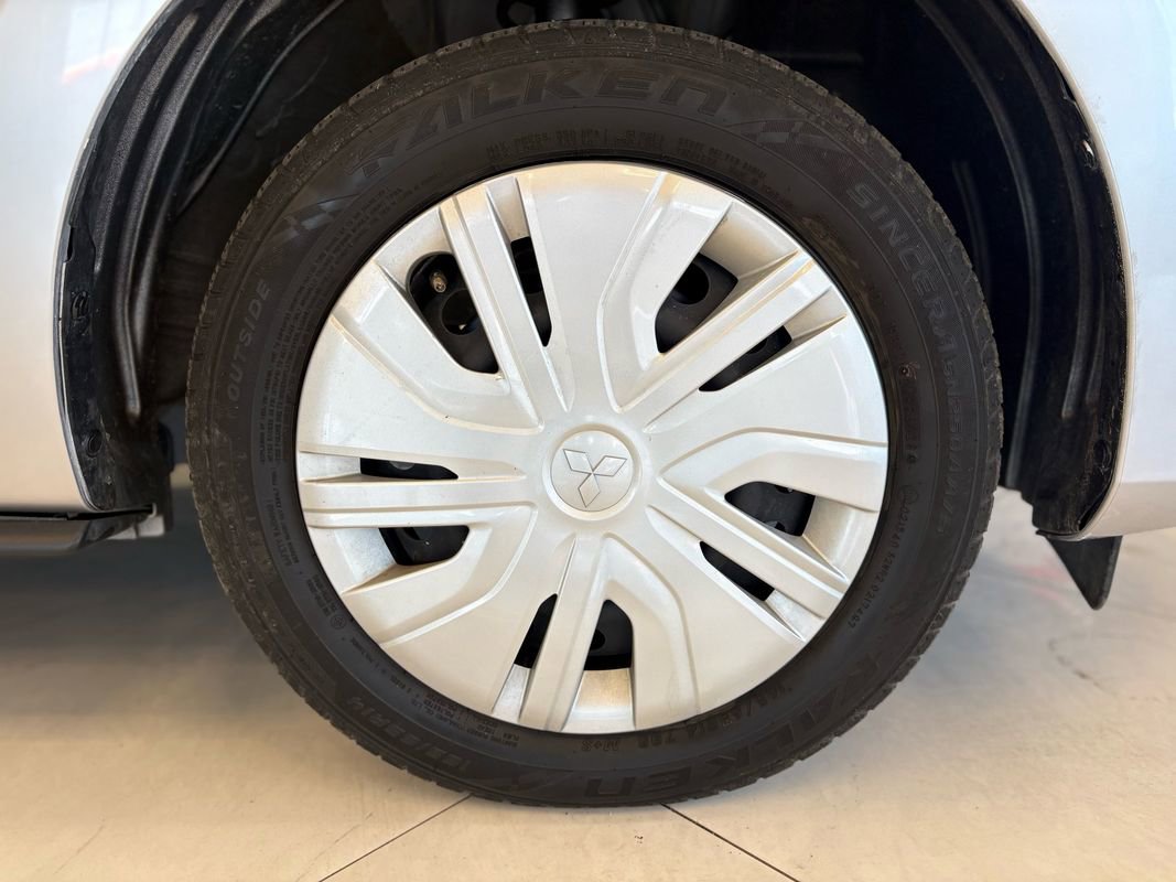 Used 2024 Mitsubishi Mirage ES FWD image 37