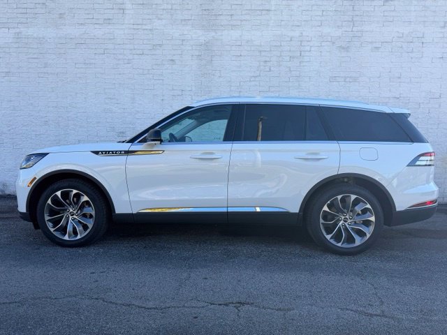 New 2027 Lincoln Aviator Reserve AWD/4WD image 6