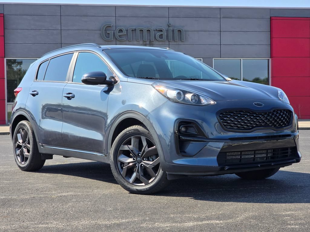 Used 2022 Kia Sportage Nightfall Edition FWD image 2