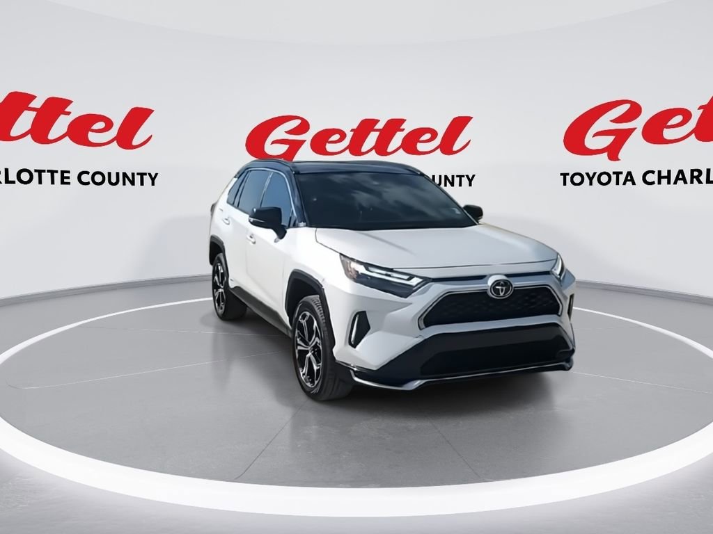 Certified 2025 Toyota RAV4 XSE image 2