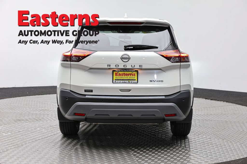 Used 2023 Nissan Rogue SV AWD/4WD image 6