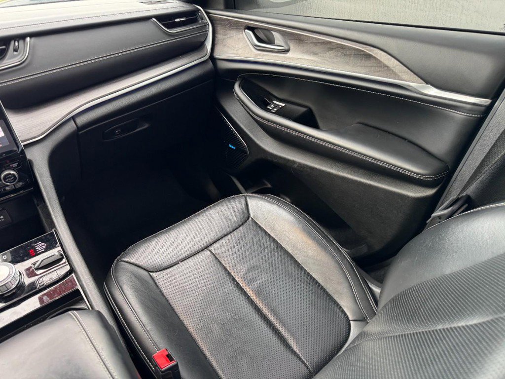 Used 2022 Jeep Grand Cherokee L Overland image 18