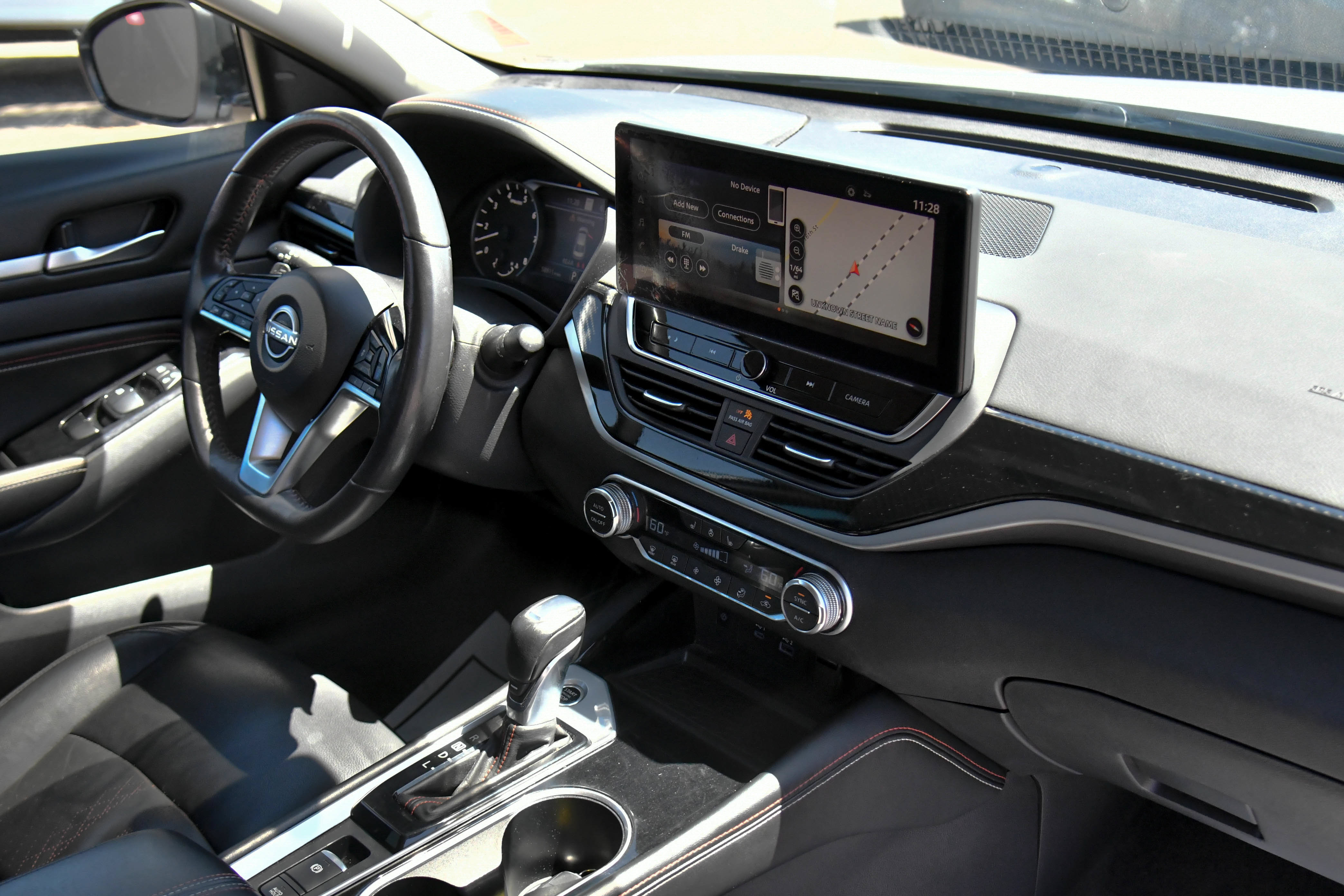Used 2023 Nissan Altima 2.0 SR FWD image 50