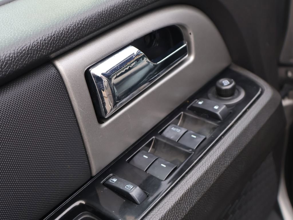 Used 2012 Ford Expedition Limited image 23
